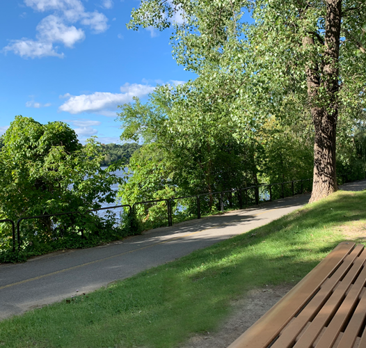 Rivière des Prairies vue de Montreal